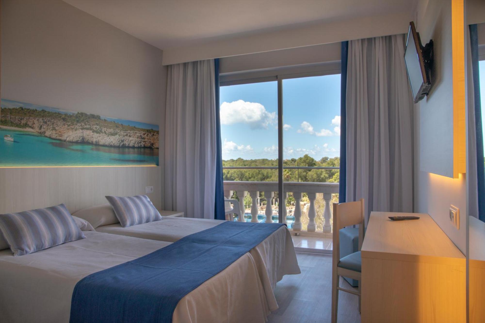 Double Room Garden View