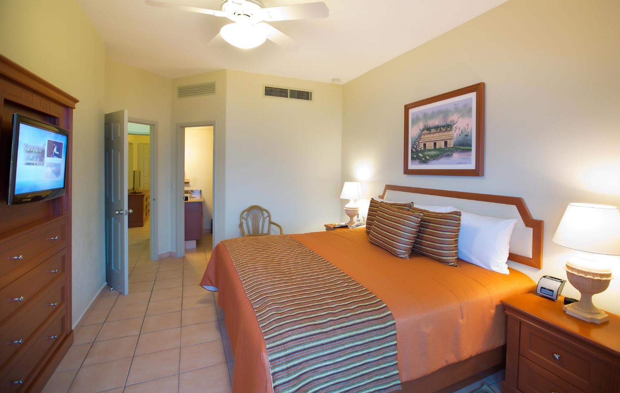 Two-Bedroom Suite,1273518595:JPEG