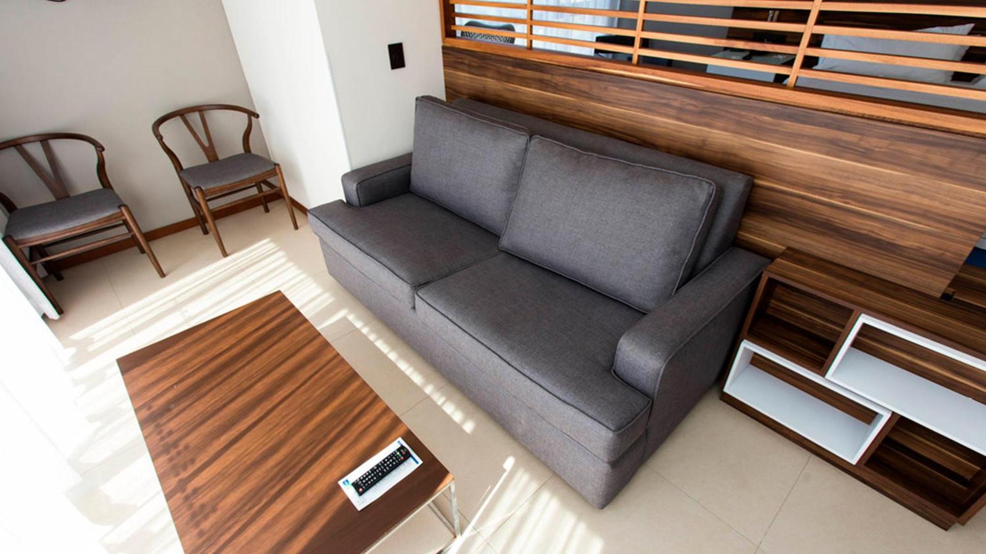 Suite con cama extragrande, terraza y vistas a la ciudad - Última planta