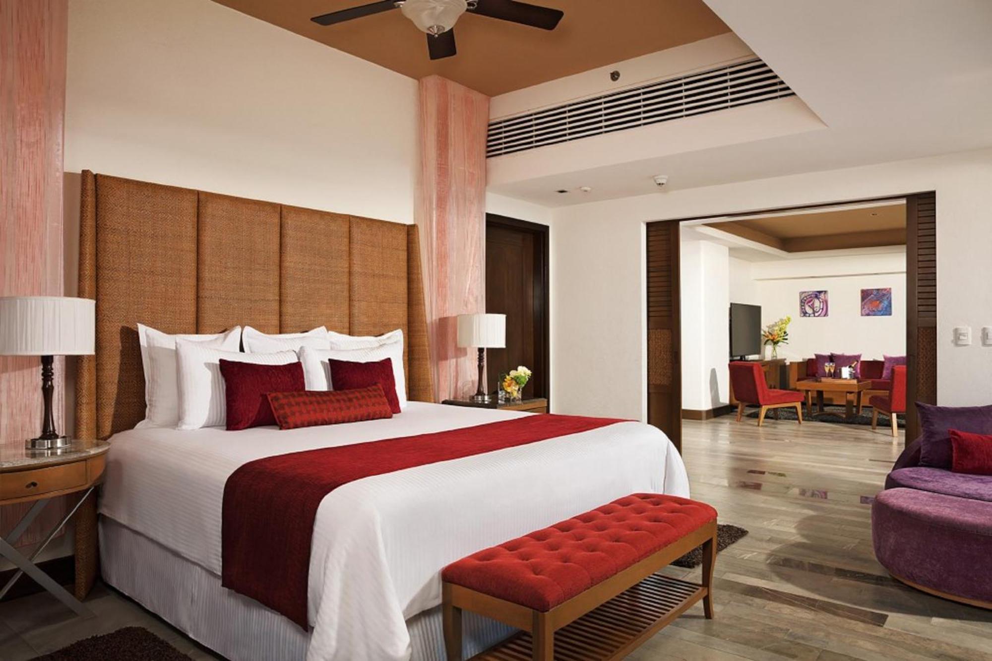 Preferred Club Master Suite Ocean Front