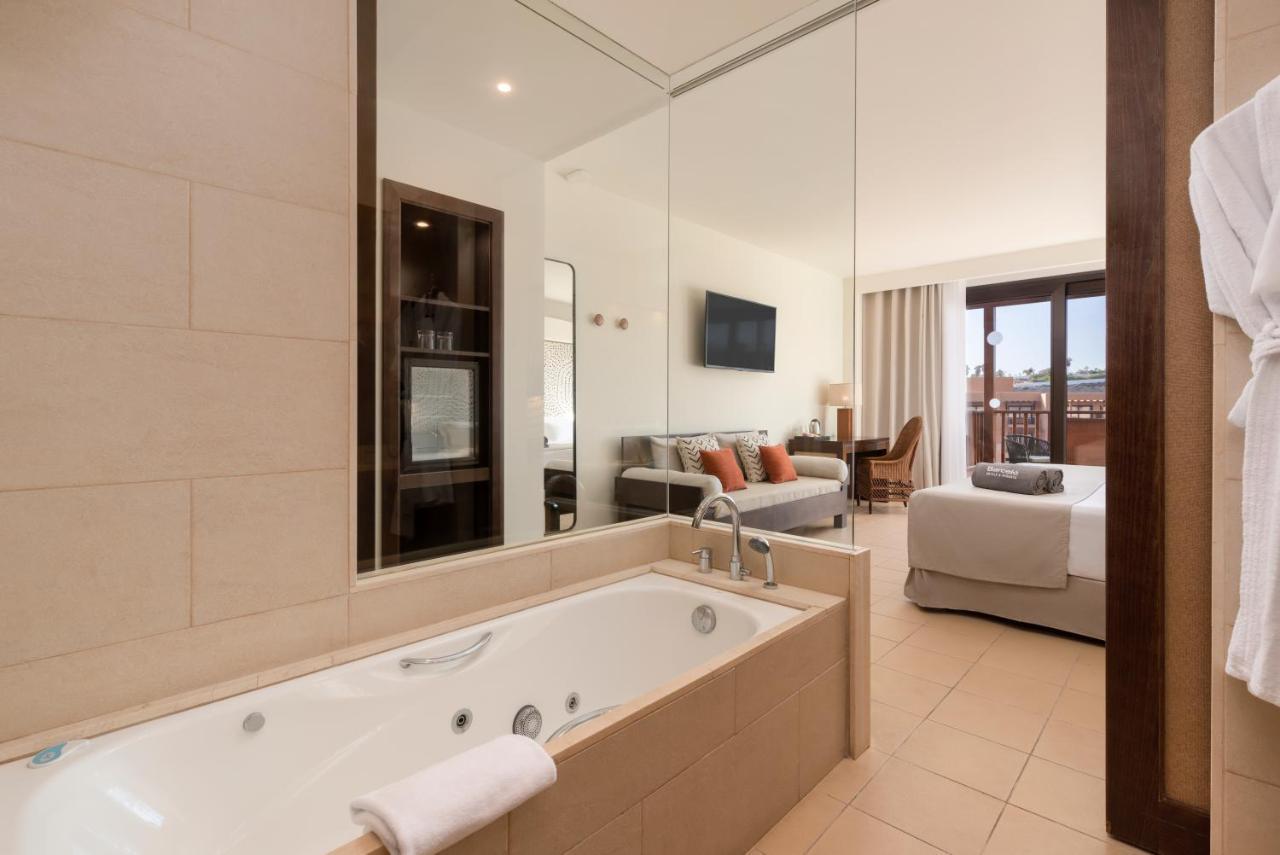 Double Room Pool View