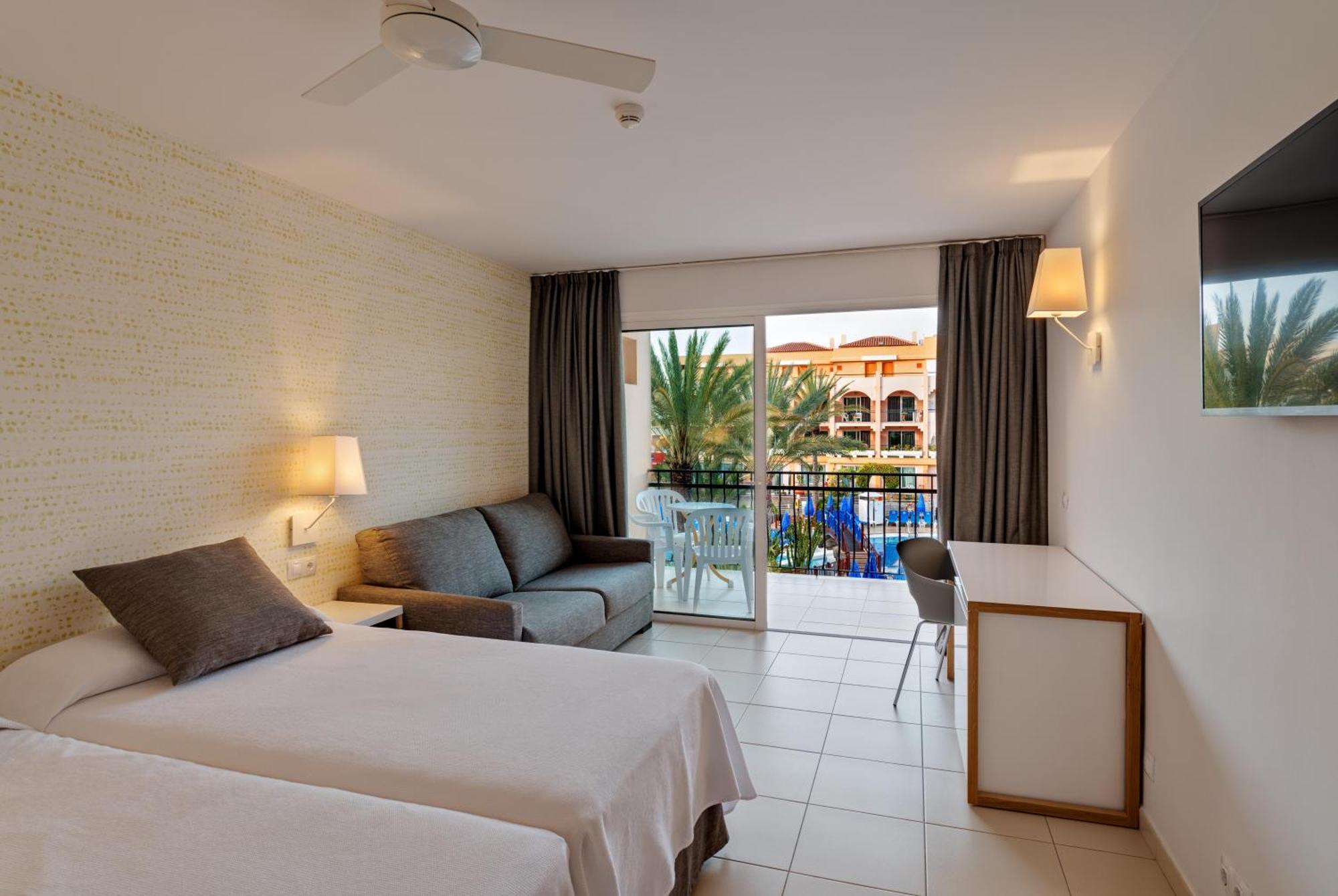 Double Room Pool View