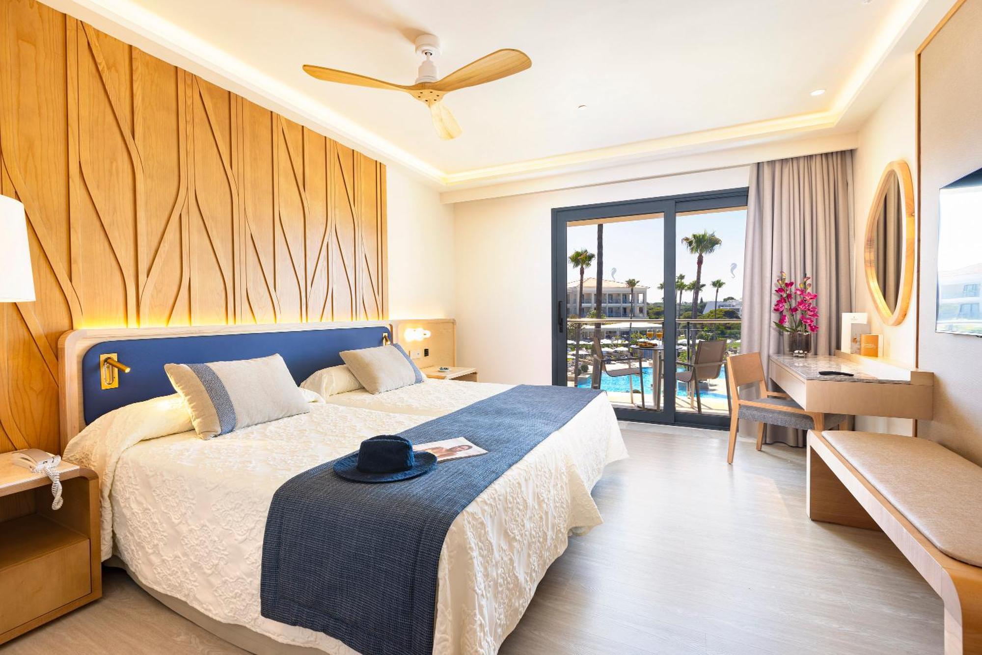 Double Room,1553435836:JPEG