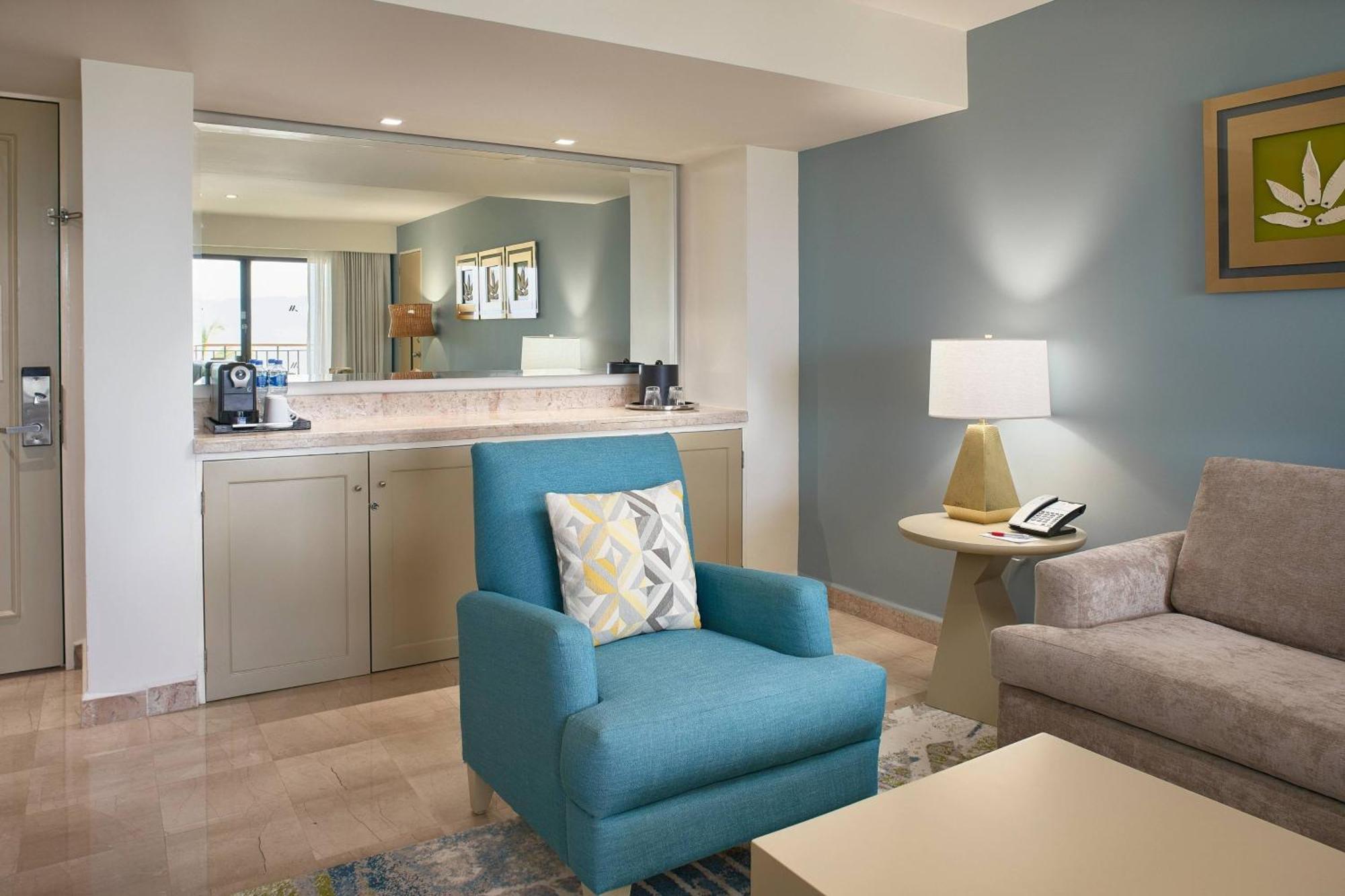 1 Bedroom Junior Suite, 1 King, Ocean view,1632999596:JPEG