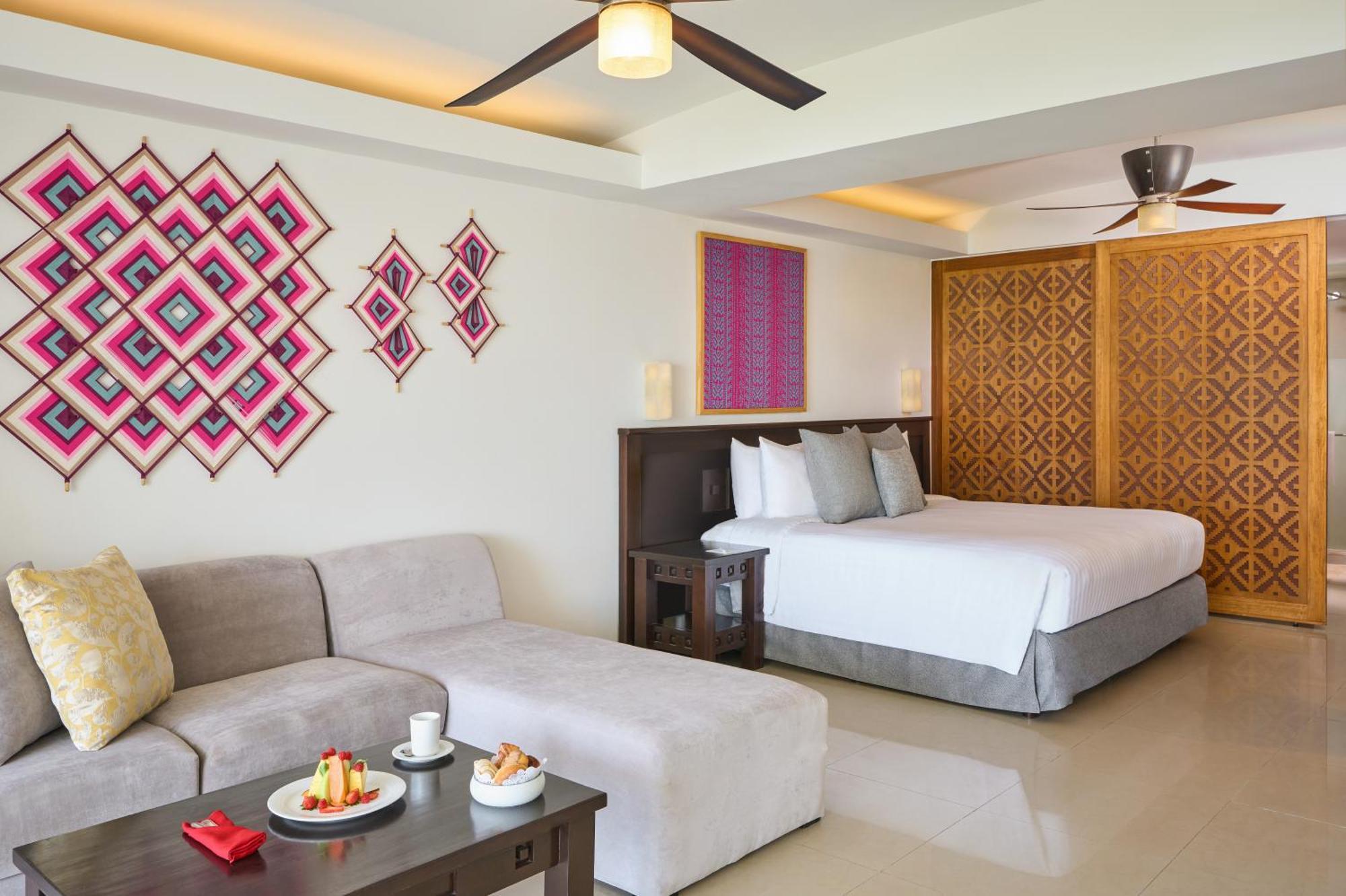 Fiesta Club Junior Suite Ocean View 1 King