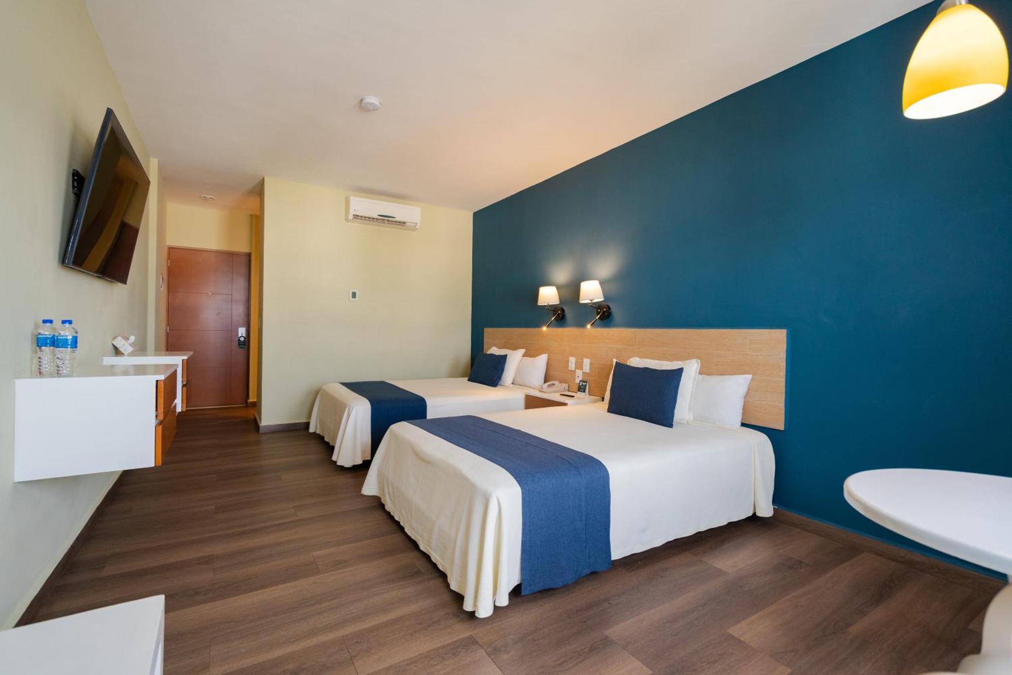 Double Room Two Double Beds City View