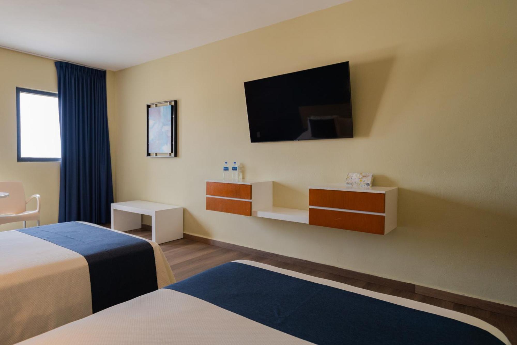 Double Room Two Double Beds City View