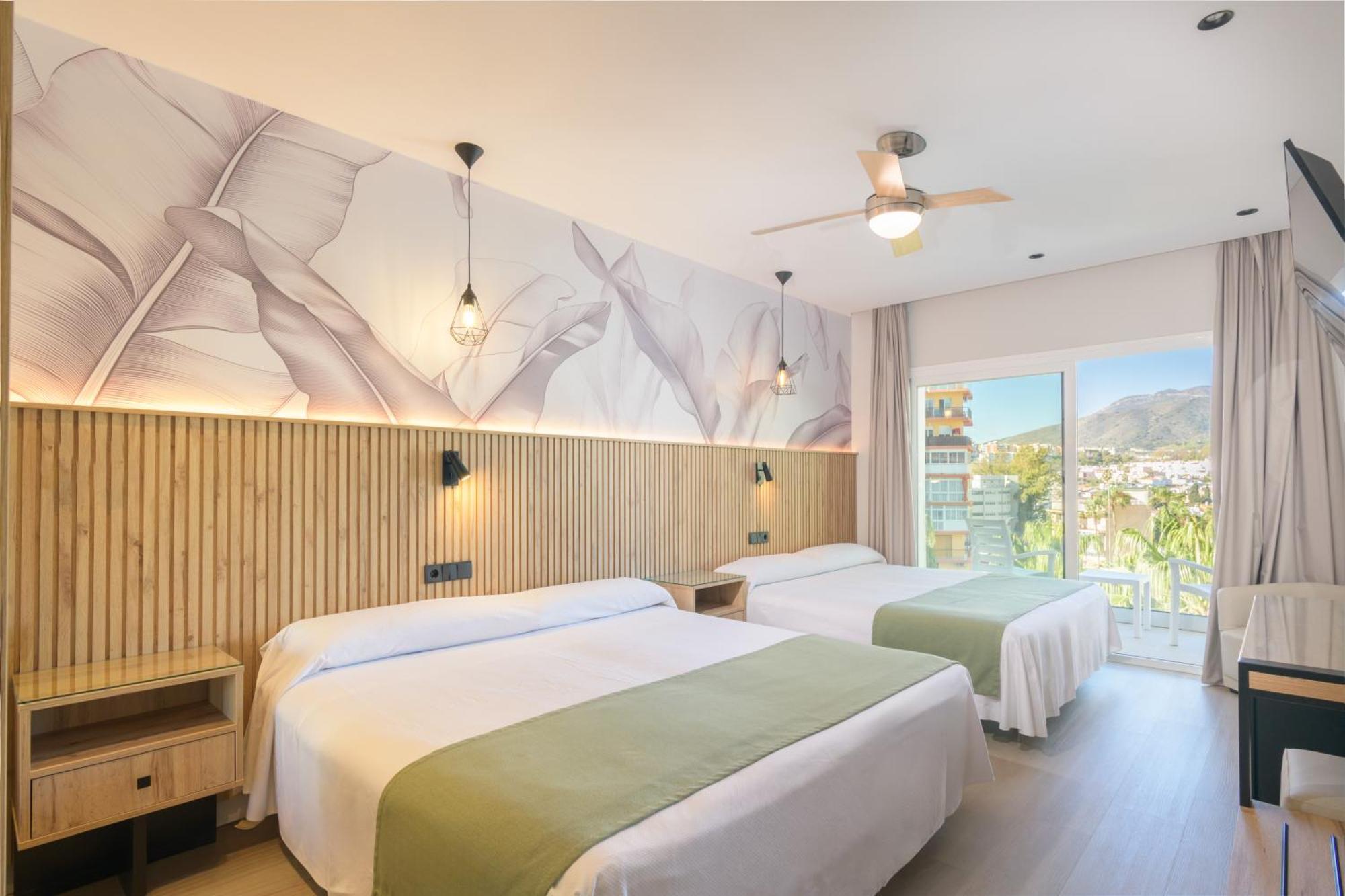 Quadruple Room Terrace