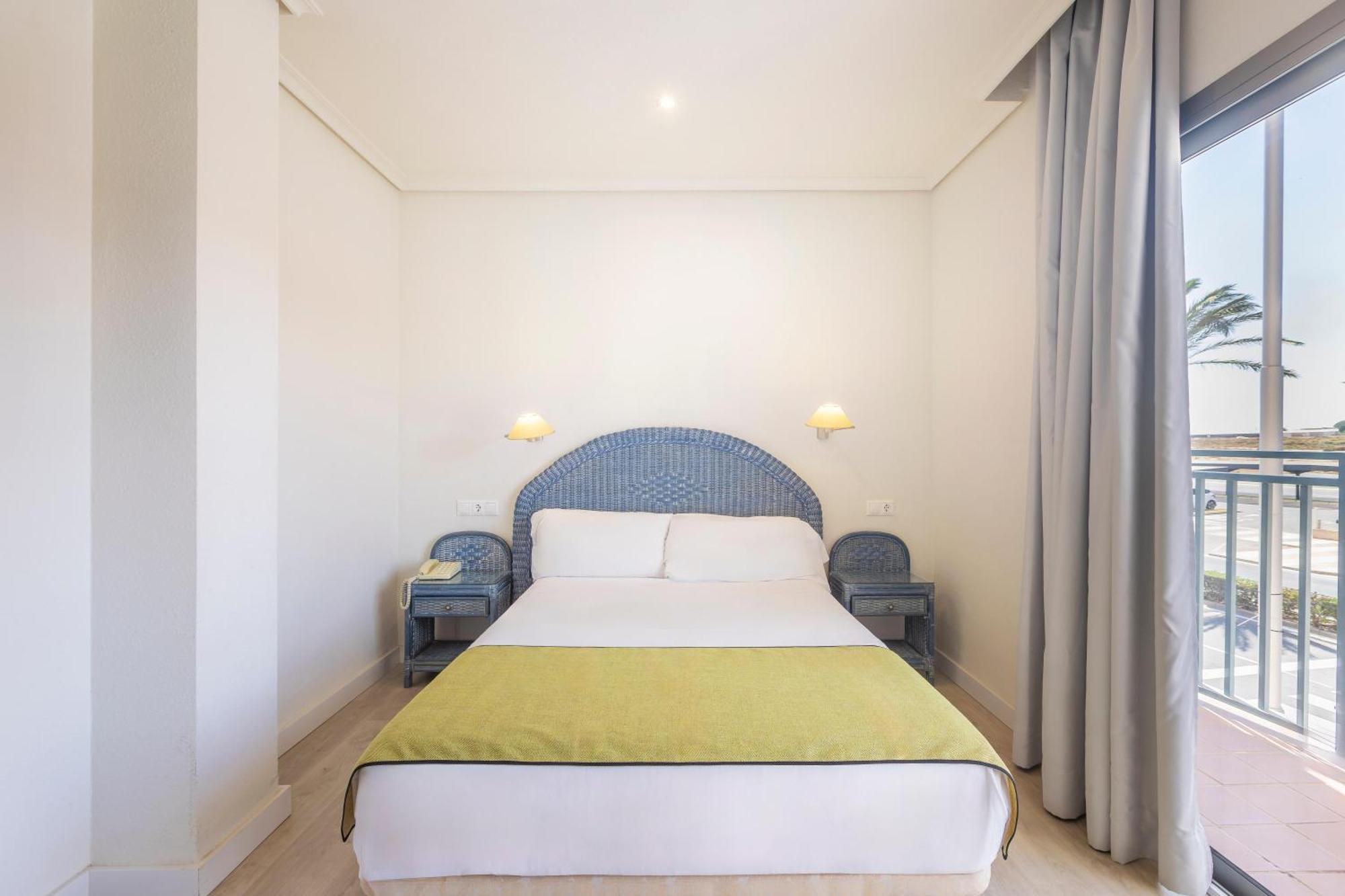 Double or Twin Room Terrace