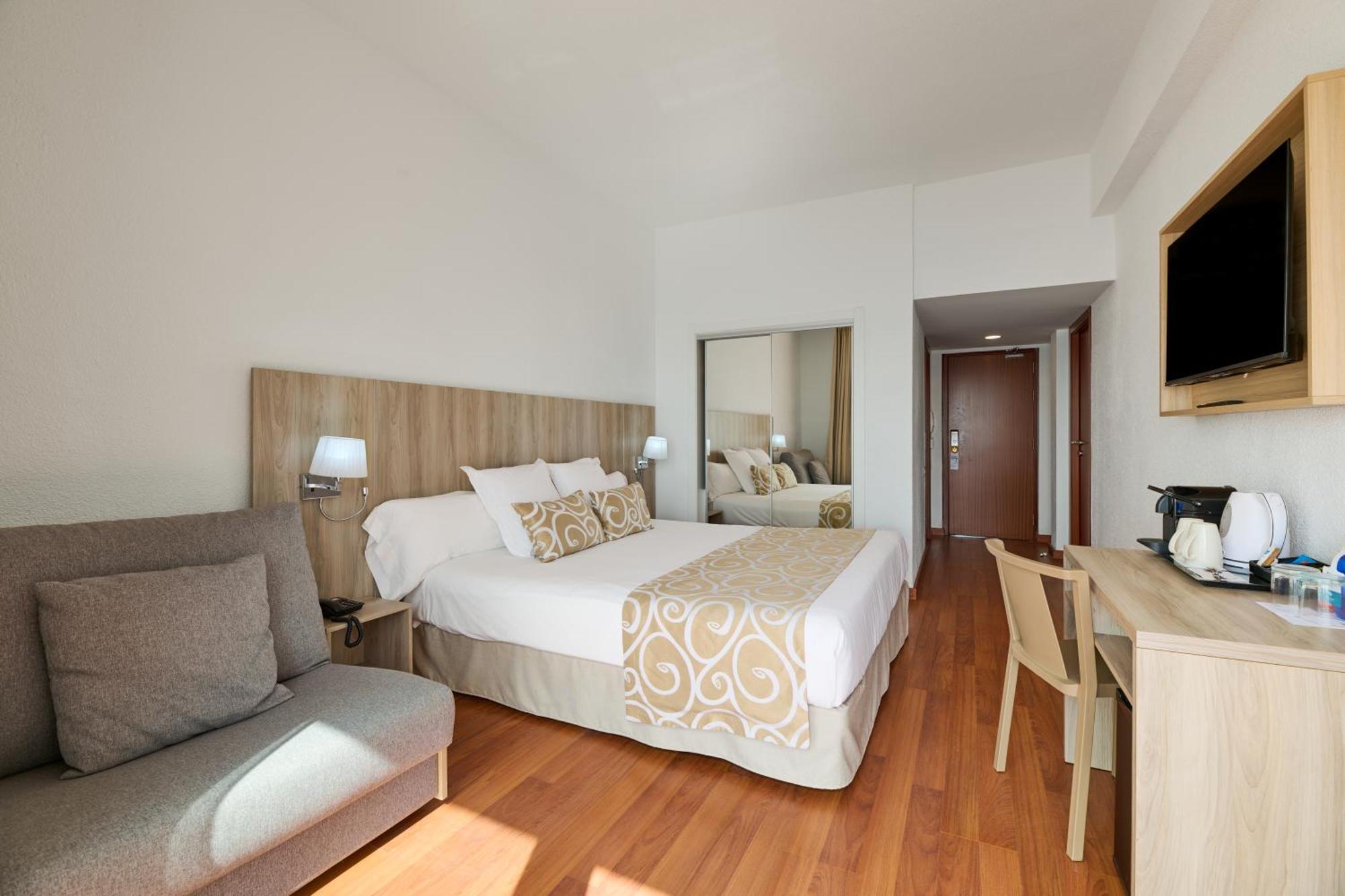 Habitación Doble Superior con vistas frontales al mar Menor