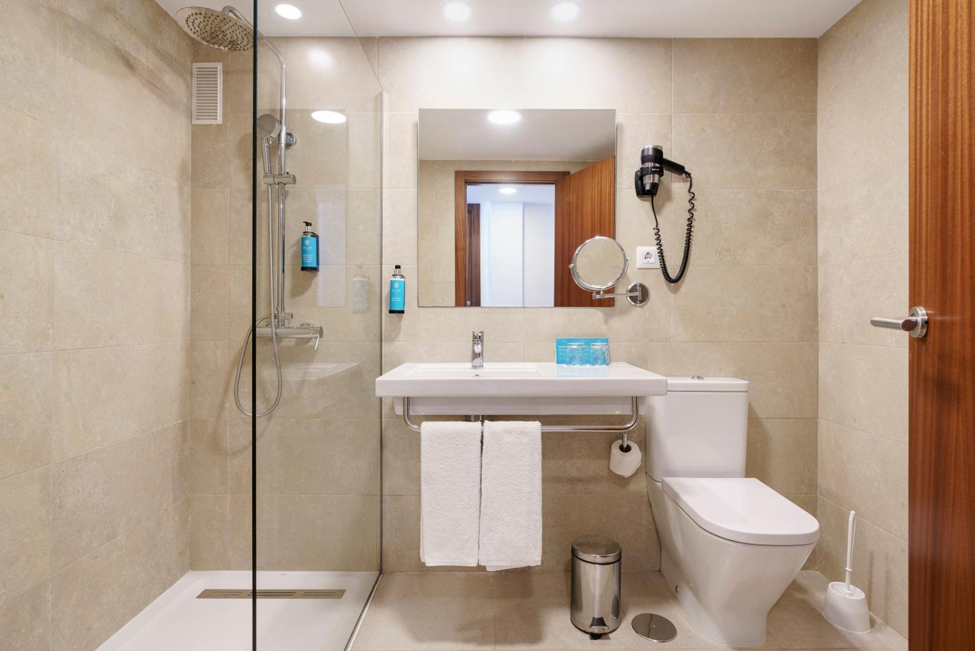Superior Double Room Frontal Menor sea View