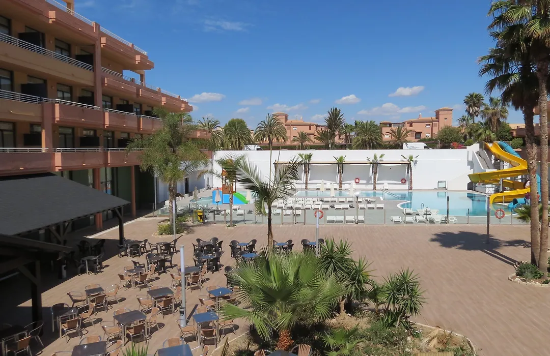 Advise Hotels Reina-1