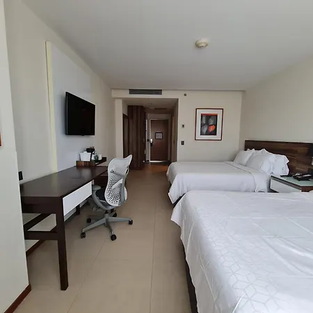 Holiday Inn Express Puerto Vallarta, an IHG Hotel-2