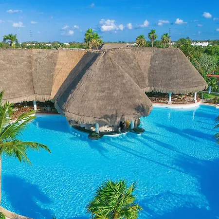 Grand Palladium Colonial Resort & Spa-3