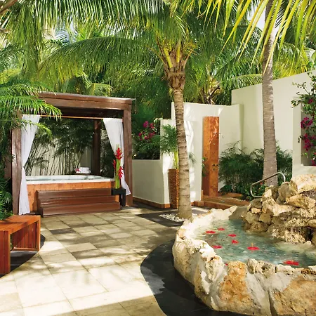 Dreams Sands Cancun Resort & Spa (Adults Only)-2