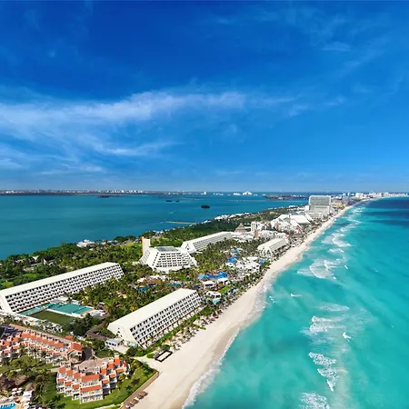 The Grand Oasis Cancun-3