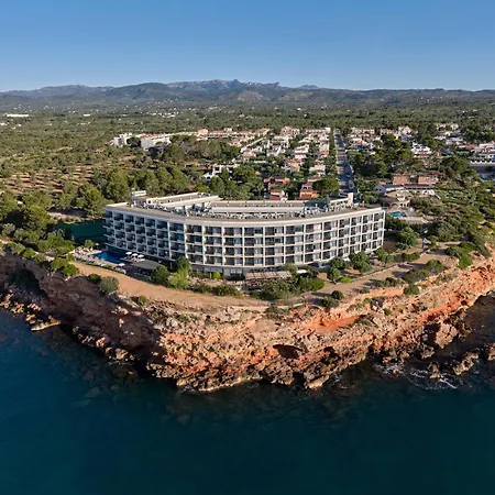 Fergus Cap Roig-3
