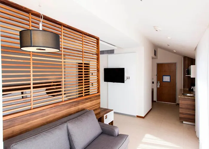 Holiday Inn Express Puerto Vallarta, an IHG Hotel