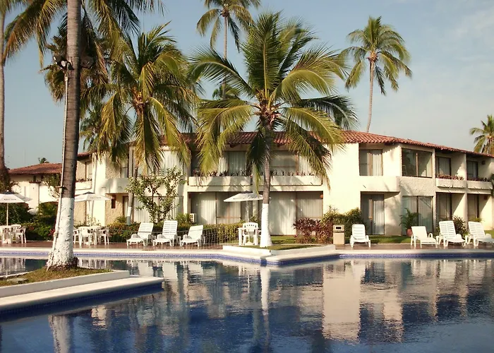Cabo Blanco Hotel&Marina Barra de Navidad