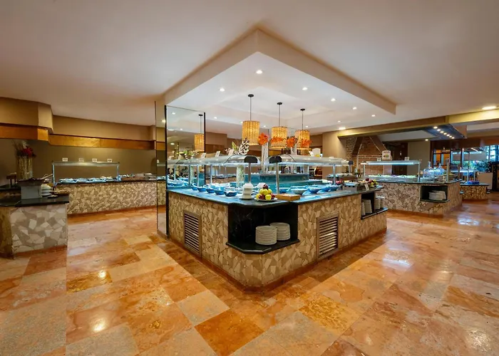 Hotel Oasis Palm Cancún