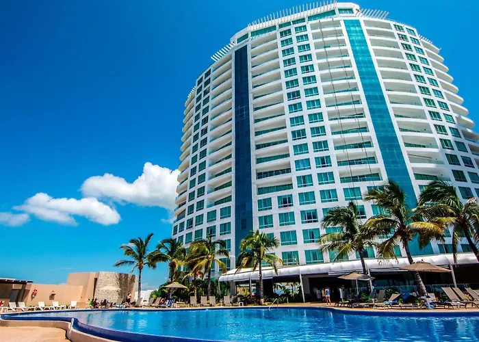 Park Royal Beach Mazatlán